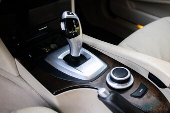 BMW 5 Touring 530d xDrive /Aj na splátky/ - 15