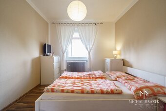 Ponúkame Vám exkluzívne na predaj priestranný 5-izbový rodin - 15