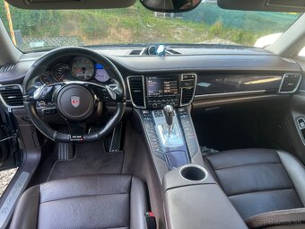 Porsche Panamera 4S 4.8i V8 - 15