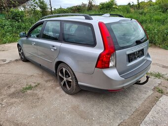 Volvo V 50 2.0 Diesel 100kw Kombi Automat Klima/Na opravu//. - 15