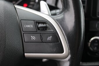 Mitsubishi Outlander 2.2 DI-D 7-MIESTNE - 15