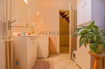 ALL INCLUSIVE | NA PREDAJ 7 IZBOVÝ RODINNÝ DOM, DUNAJSKÁ STR - 15