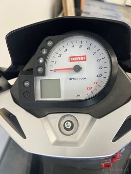 DERBI/PIAGGIO GP1 250 - 15