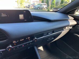 Mazda 3 Skyactiv G122, PLUS/SOUND/STYLE/SAFETY/LUXURY - 15