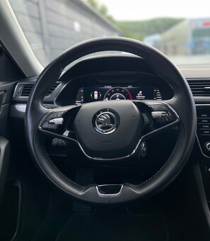 Škoda Superb 2.0 TDI SCR Live DSG - 15