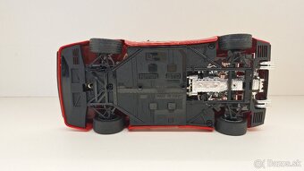 1:18 FERRARI GTO 84 No. 40 - 15