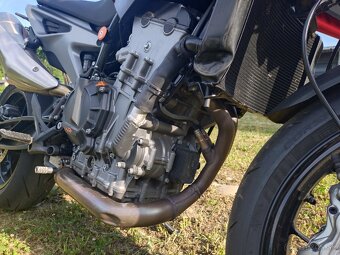 KTM 790 Duke 2023 - 15
