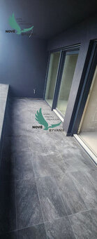 Novostavba domu s výhľadom na more a bazénom v Chorvátsku v  - 15