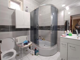 Exkluzívne ponúkame na predaj rodinný dom Levice, F.HEčku - 15