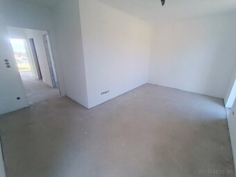 Novostavba 4 izb.rod.domu,809 m2 - Budatinska Lehota, KNM - 15
