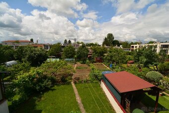 REZERVOVANÉ Na predaj rodinný dom na Kláštornej ulici - 15