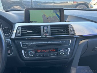 BMW Rad 3 335i Xdrive 64 000km manuál - 15
