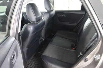 Toyota Auris 1.4 l D-4D DPF Active - 15