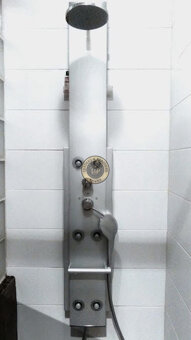 Veľký 3- izbový byt v centre - 15