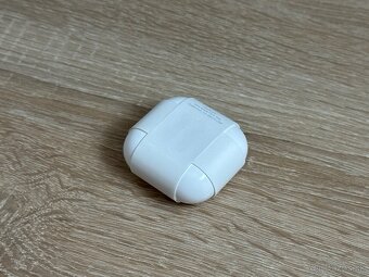 NOVÉ Apple AirPods 4 s ANC - 15