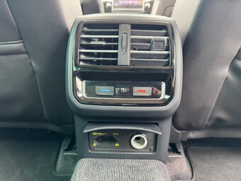 Volkswagen Passat Variant 2.0 BiTDI  Highline 4MOTION - 15