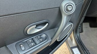 Predám Renault Clio Exclusive 1.6 automat - 15