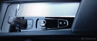 Volvo XC60 2.0 B4 mHEV R-Design A/T - 15