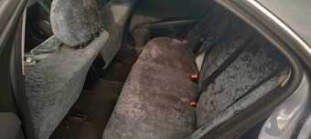 Mercedes Benz C200 - 15