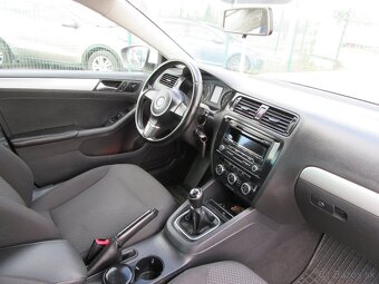 VW Jetta - 15