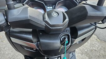 Yamaha X-MAX 250 ABS r.v. 2016 - 15