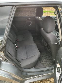 Subaru Outback 2,5 benzín - 15