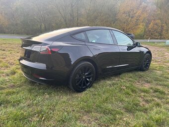 Tesla model 3 Refresh Štandard Range - 15