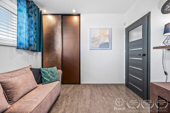 BOSEN | Šikovný rodinný domček s dušou a moderným štýlom - 15