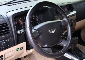 Hummer H3 5.3 V8 ALPHA ČR 224 kw - 15