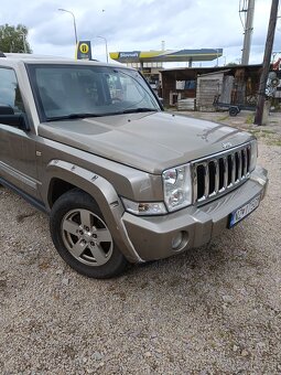 Jeep Commander - 15