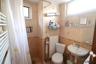 NA PREDAJ príjemný 3 izbový dom Drahovce - 15