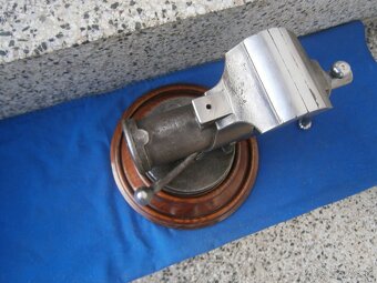 Menší svěráky - 15