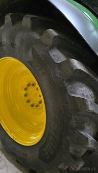 John Deere 6R215 - 15