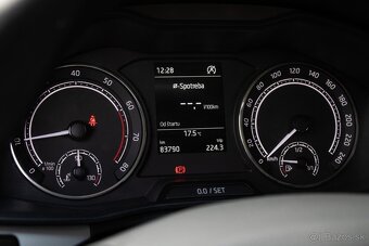 ŠKODA SCALA 1.0 TSI ACTIVE - 15