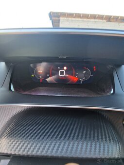 Peugeot 208 - 15