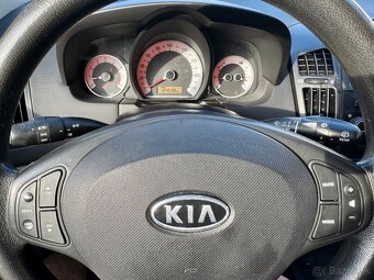 KIA Ceed - 15