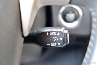 Toyota Auris 1.6 I Dual VVT-i Lux - 15