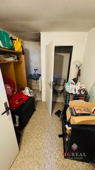 Na predaj rodinný dom Malé Uherce vhodný aj na podnikanie -  - 15