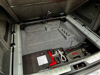 BMW X6 xDrive 35d (E71) 2010, 347 000 km, Space Gray - 15