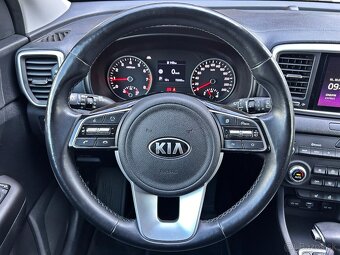Kia SPORTAGE 1,6TGDi AT7 4x4 BLACK Editio + ŤAŽÉ - 15