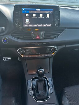 HYUNDAI I30 1.6 crdi 2017 automat - 15