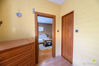 PRÍJEMNÝ 3 IZBOVÝ BYT, NÁBREŽIE SV. CYRILA PRIEVIDZA - 15