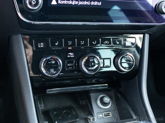 Škoda Superb Combi 2.0 TDI  Style,DSG 110kw,A7,Nehavarované - 15