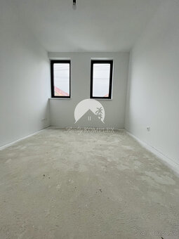 Reality KOMPLEX s.r.o., Vám ponúka na predaj moderný dvojdom - 15