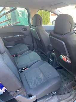 Peugeot 5008 1.6 HDI - 15