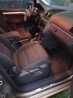 Volkswagen Touran 2.0 TDI DSG 2014 - 15