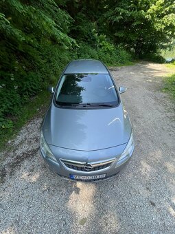Opel Astra J 1.6 85kw - 15