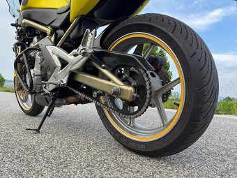 Kawasaki ER6N - 15