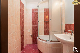 3-IZB.BYT S ÚŽASNÝMI VÝHĽADMI NA DUBNICU, 68m2, POD HÁJOM - 15