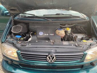Volkswagen T4 Multivan 2.5 TDI 75KW - 15